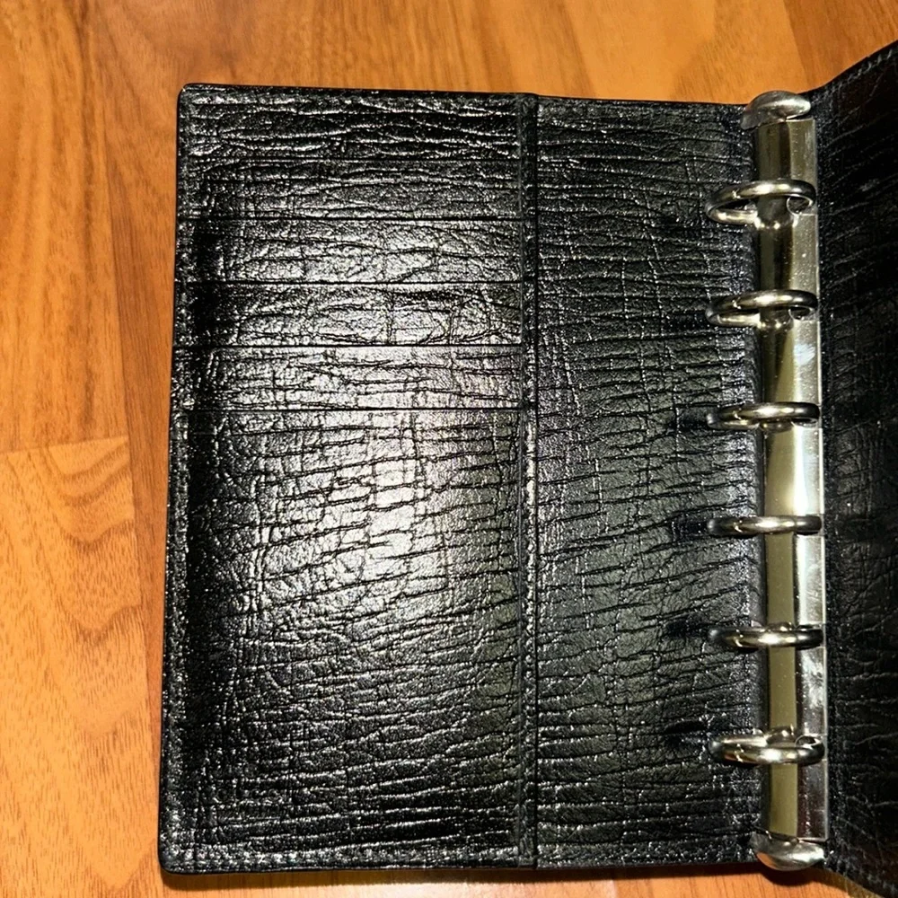 Authentic Gucci ✨Super Rare✨ Leather Agenda